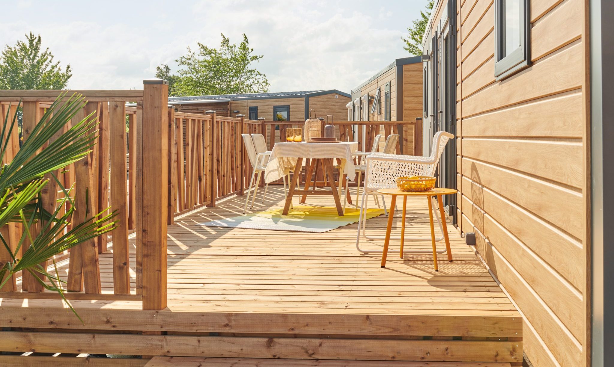 Terrasse mobil-home en bois avec garde corps Sunshine Habitat